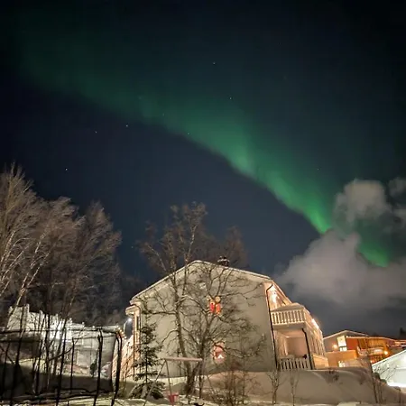 Leilighet Lägenhet *